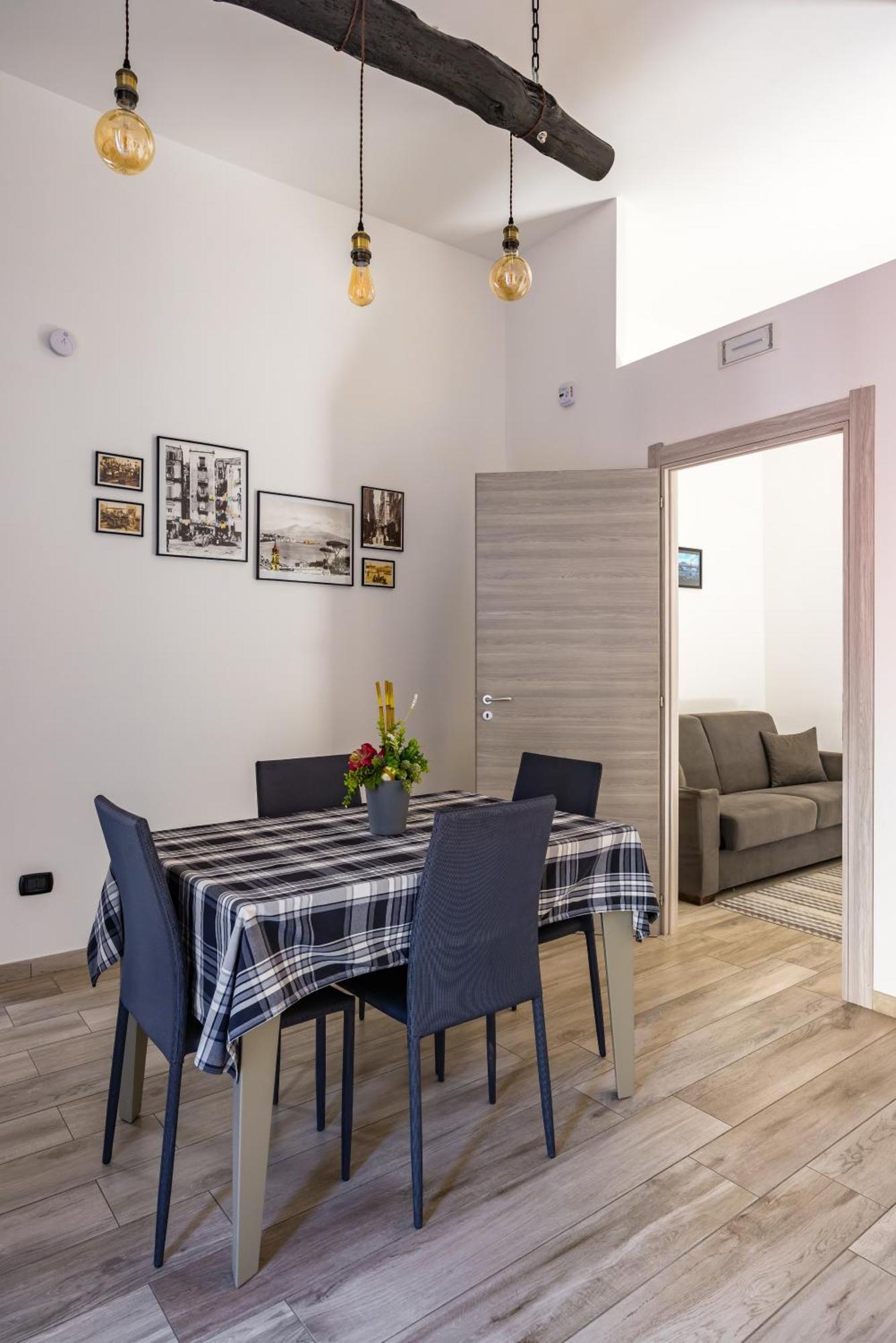 Palazzo Mormando - Modern Apartment Nápoles Exterior foto