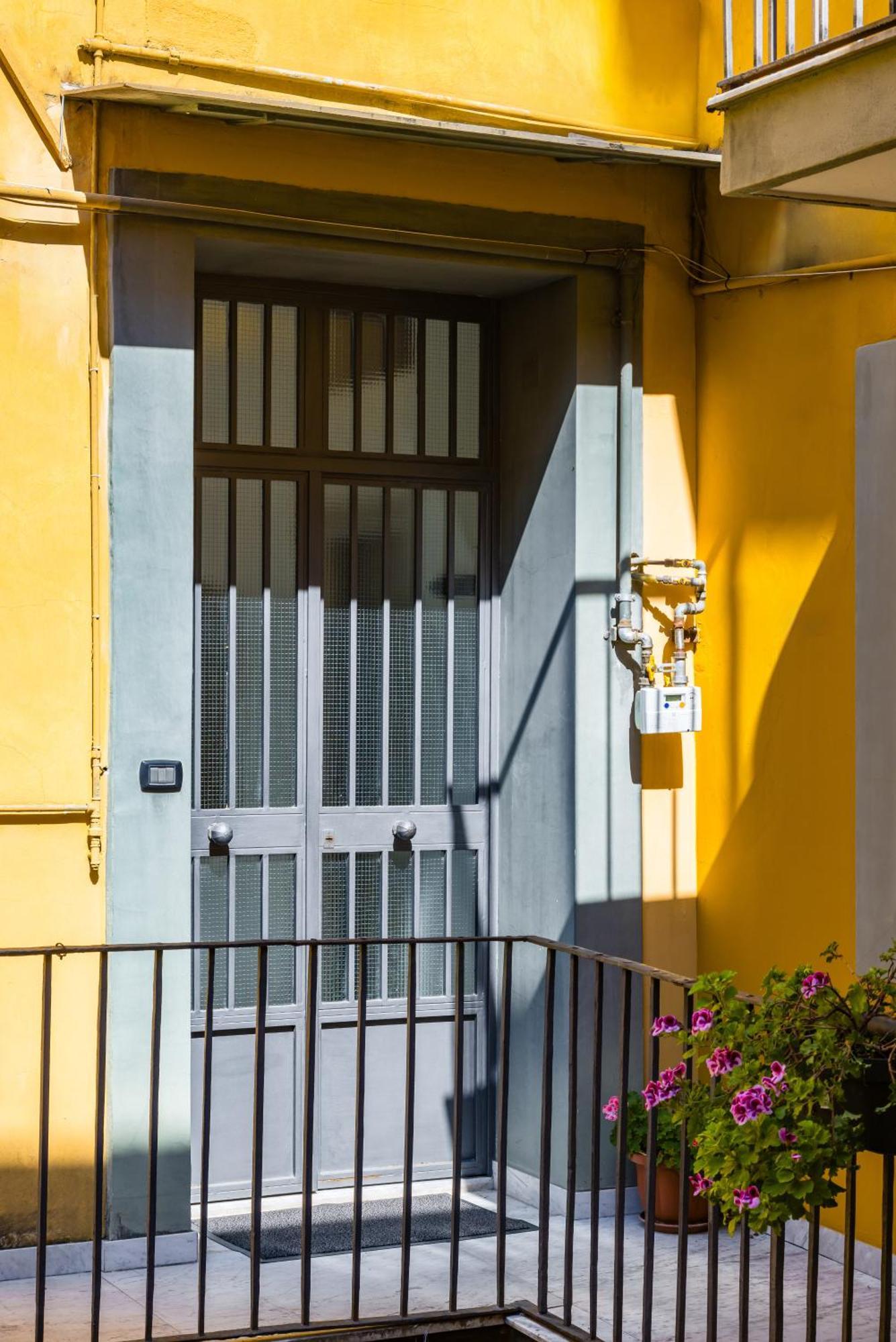 Palazzo Mormando - Modern Apartment Nápoles Exterior foto